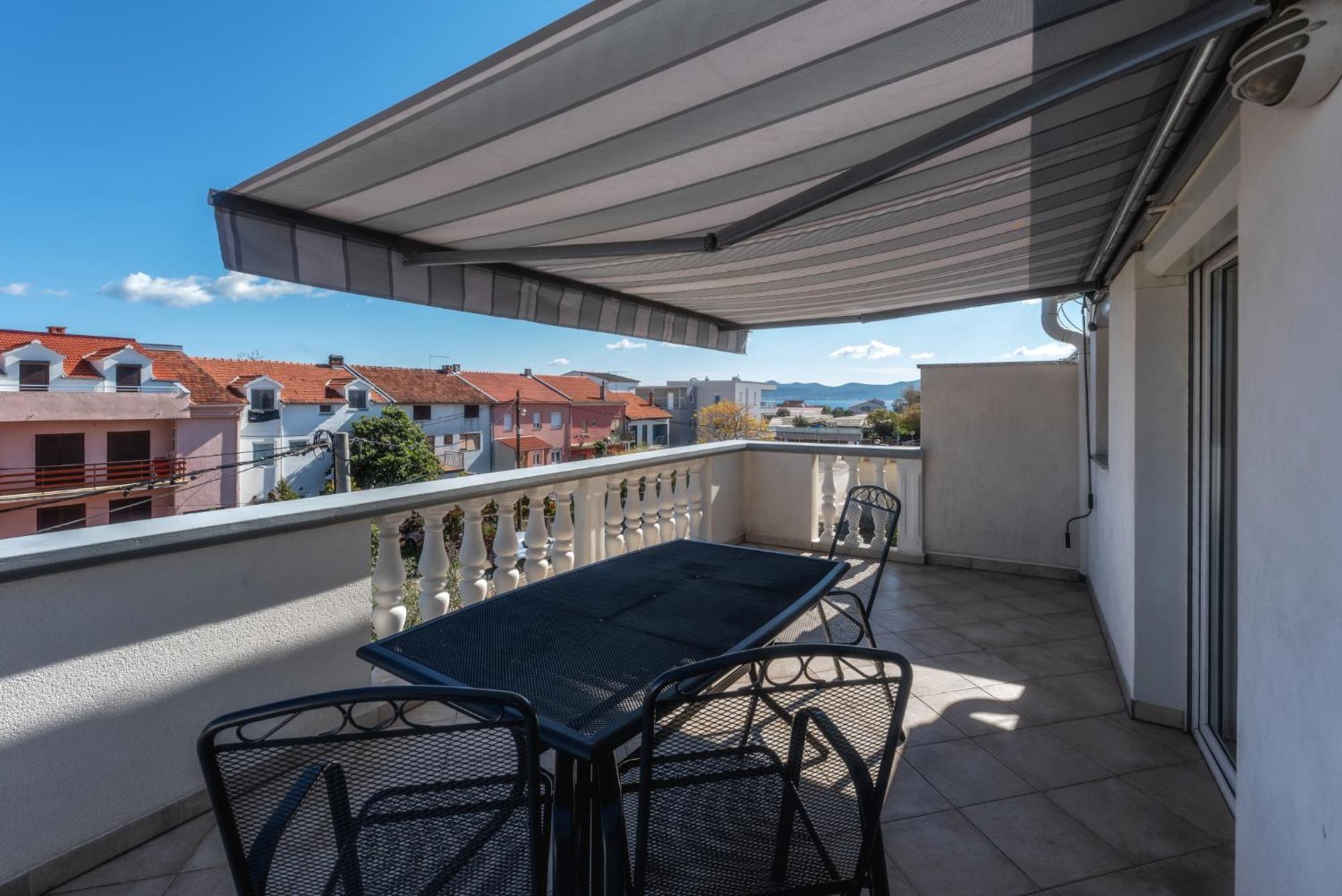 Perica Apartment And Perica Room With Separate Entrance Zadar Zewnętrze zdjęcie